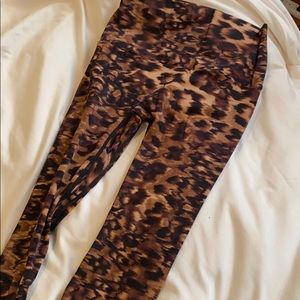 K Deer NWB Full Length Leggings